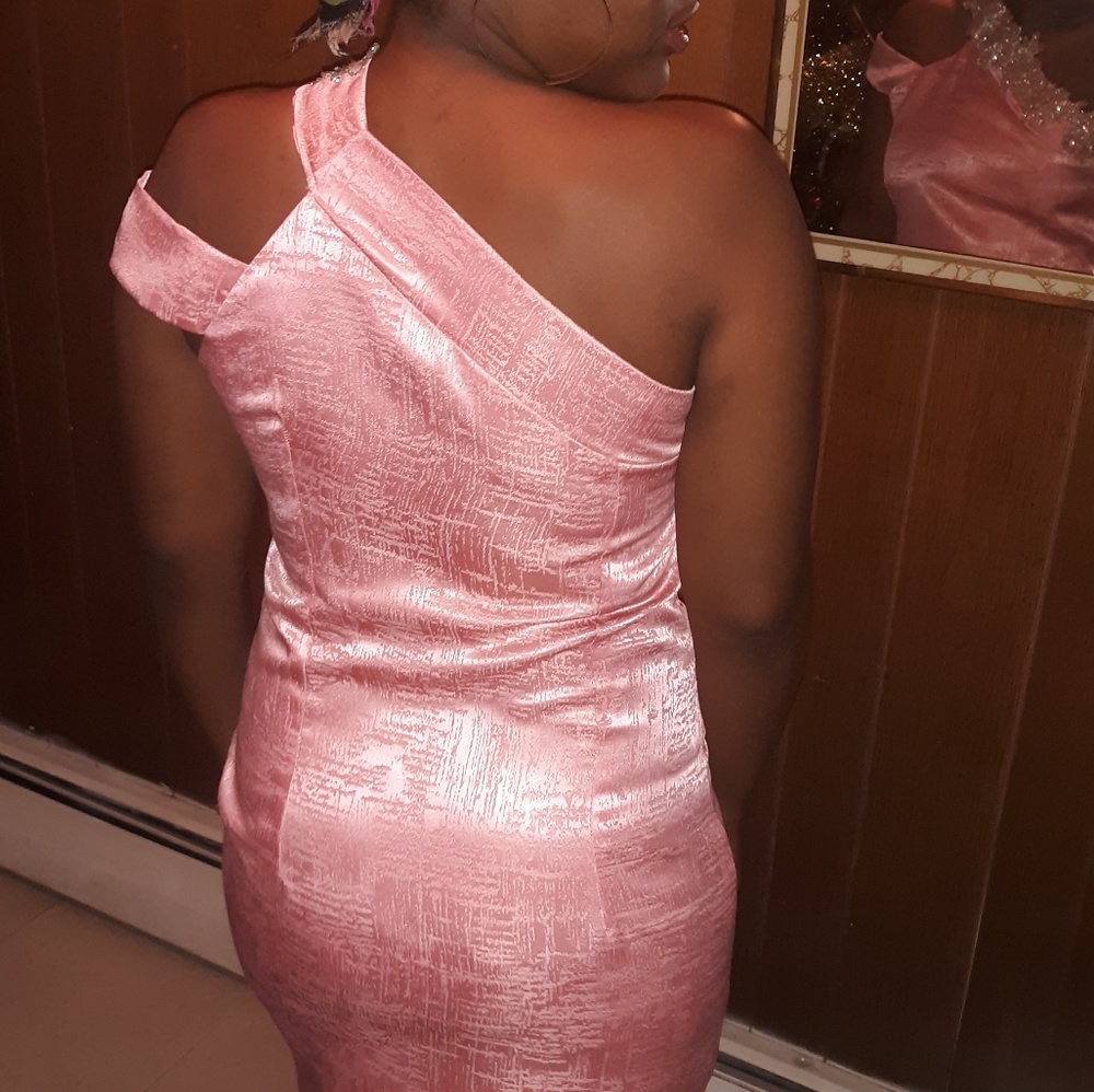 Cocktail Dress - Picture 3 of 3